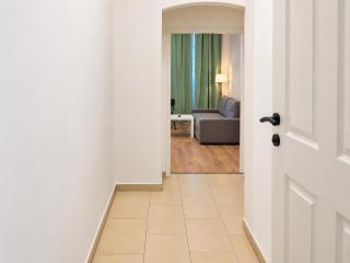 Long-Stay 2BR Apartment Near Westbahnhof - 3