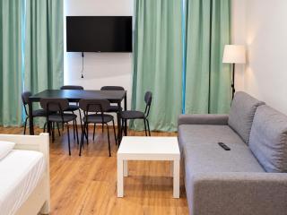 Long-Stay 2BR Apartment Near Westbahnhof - Wenen - 8