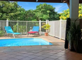 Bas de villa charmante à Sainte-Luce avec piscine privée - 0