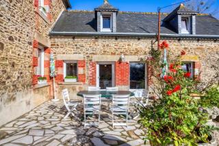 Maison chaleureuse à Pordic avec jardin et cheminée - 1