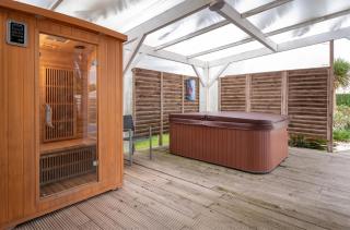 Villa spacieuse à Plouharnel avec piscine et jacuzzi - 2