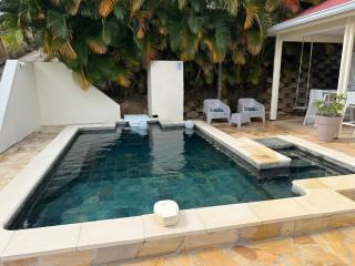 Villa avec piscine privée à Rivière-Salée - 110 m² - 4