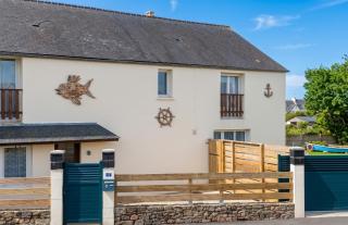 Grande maison conviviale à Flamanville avec jardin clos - 5