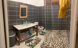 Appartement avec vue jardin à Deshaies 80 m² avec piscine - 1