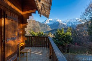 Chalet spacieux à Saint-Gervais-les-Bains avec vue montagne - 0