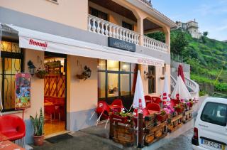 Elegant House in Calheta, Sea View - 9