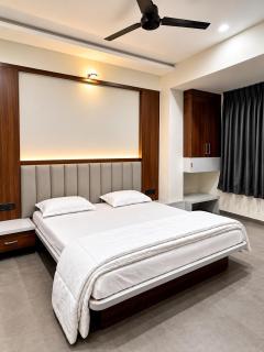 Hotel Urban Inn Karad - 1