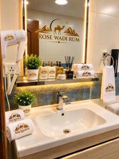 Rose Wadi Rum Luxury Bubble - 8