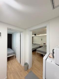 Y's house - 5