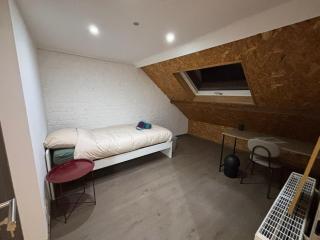 6 Bedroom House near Charleroi Ideal for Teams - 8