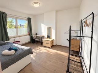 6 Bedroom House near Charleroi Ideal for Teams - Charleroi - 5