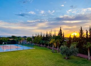 Spacious Villa with Mountain Views - 550 m² - 1