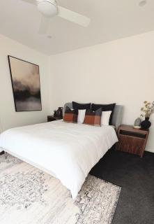Bright & Airy Retreat Designed for Comfort - 8