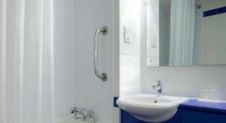 Travelodge Cardiff Central - Cardiff - 5