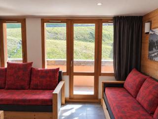 Appartement rénové 2 pièces, balcon, animaux admis, parking - 0