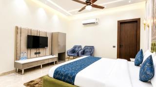 K9 Pearl Hotel - 1