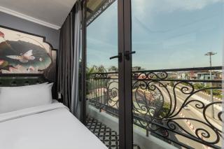 Hanoi Ensora Hotel and Spa - 4