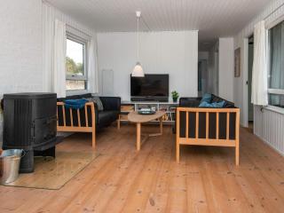 6 person holiday home in Henne - 6