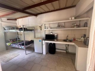 Cozy Backyard Studio in Tamarin for Adventurers and Kitesurfers - 7
