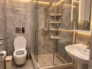 Elegant 2-Bedroom Apartment Parkent - 2