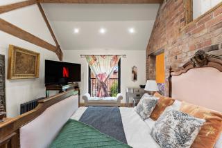 The Old Coach House - Spacious Stay for 11 with Sauna - 6