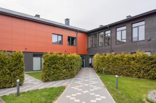 Family Seaside Getaway, Garden, Secure Parking - by Innorental - 9