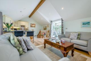 2 Bed in Woodford oc-a32063 - 8