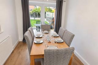 Effortless Stays 2BR South Anston FREE Parking - 2