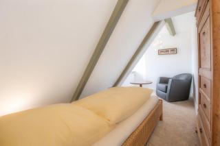 S2 im Friesenhaus Sara - 3