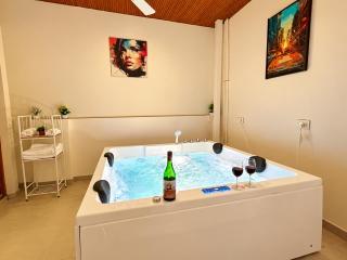 Aspen 4BHK Villa with Private Jacuzzi by Homeyhuts - 9