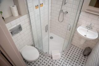 Old Town Nest Apartment with Parking - 8