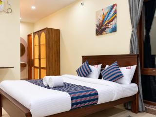 Aspen 4BHK Villa with Private Jacuzzi by Homeyhuts - 1