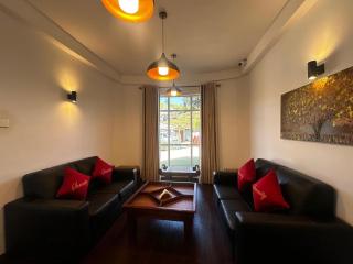 Serenity Lake View Villa Nuwara Eliya - 8