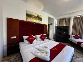 Serenity Lake View Villa Nuwara Eliya - 9