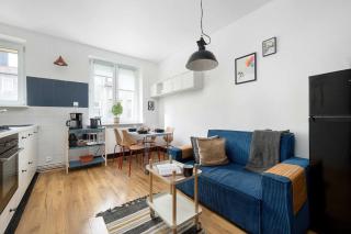 Cosy Apartment for 3 with Desk by Noclegi Renters - 0