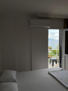 Tiffany Otel - 8