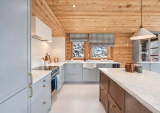 Chalet SkyLodge by Mrs Miggins - 3