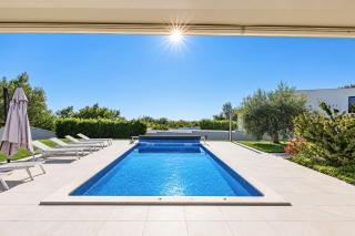Villa EmMa Istria in Central Istria with sea view, pool heating and underfloor heating - 1