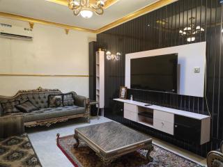 11-45 Royal hotel and suites - 1