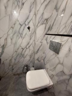 hotel hari home - 8