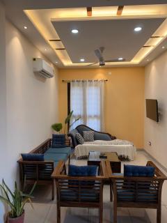 Cozy 3BHK rooftop terrace getaway with a projector - 0