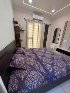 Cozy 3BHK rooftop terrace getaway with a projector - 1