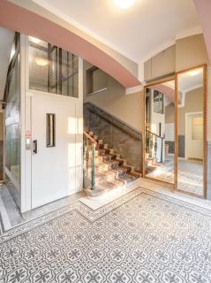 Dvořák's Prague Home - Modern Stay for 8 Guests - 4