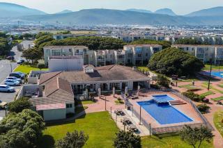First Group Hermanus Beach Club - Hermanus - 8