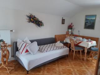 Gästehaus Reisacher - Ferienwohnung mit Frühstück - 7