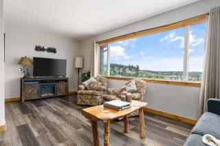 Cabin - Hot tub - Fire pit - View - Getaway! - 8