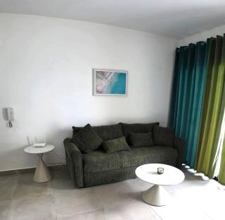 Charming Bayahbe Apartment Comfort Pool, Beach Access - 6