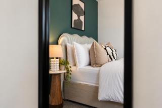 Stylish 3BR Durham Home Contractors Families - 2