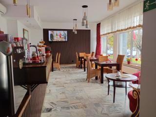 Hotel i Mała Gastronomia GWAREK - 2