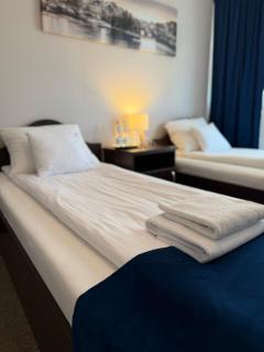 SAS rooms & restaurant - 4